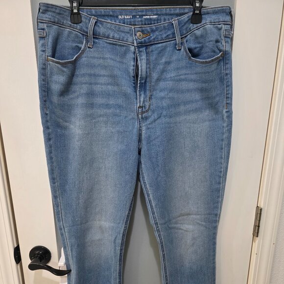 Old Navy Denim - Old Navy Super Skinny Jeans Women’s 14 Light Blue Stretch Denim